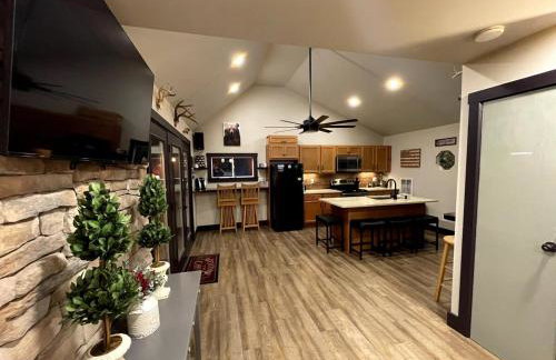 Twin Oaks Cabin at Linville, Private, New remodel - Foto 10