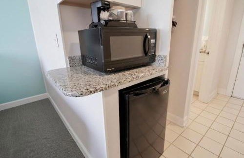 Beaches and Dreams 4th Flr Oceanfront Room - Foto 3