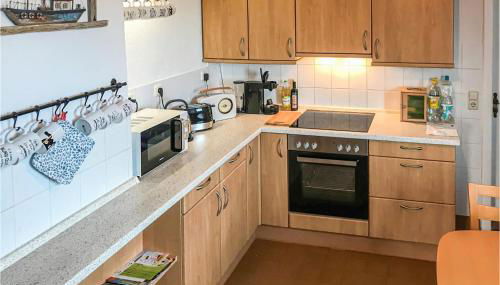 Nice Home In Alt Bukow With Kitchen - Photo 3