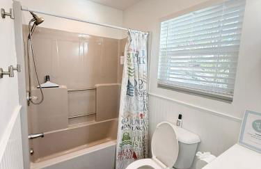 Lakefront Home-3BD25BADockGrillFirepitKayaks - Foto 18