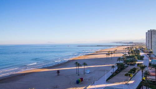 El Séptimo Cielo de la Bahía de los Naranjos - Primera Línea de Playa - Foto 4