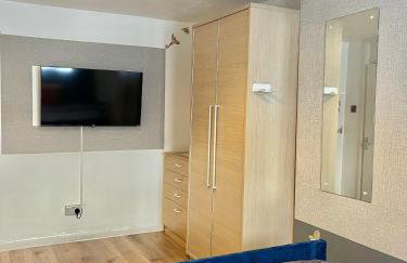 Romford Town House - 4-5 Bedroom - Foto 13