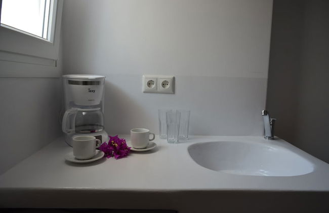 Depis Luxury Suites - Photo 38