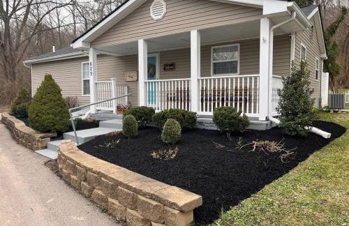 Updated 3bd Cottage on Bike Trail w/ River access! - Foto 25