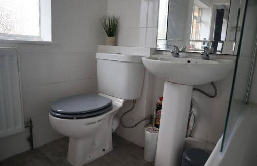 Charming 3Bed Home in High Barnet - Foto 16