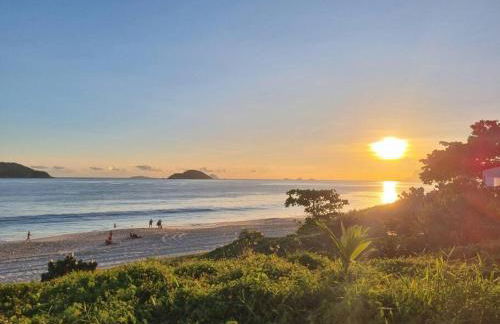 Casa Cond Ocean House Camboinhas Pé na Areia 4qts - Foto 34