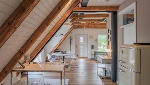 Traumhafte Ferienwohnung am Park, großer Balkon, voll ausgestattete Küche, Schreibtisch, WiFi, Smart TV, Carport, Wallbox, Fahrräder - Foto 3