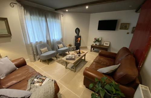 Beautiful 3 bed cottage in Lymington. Perfectly located for Coast and New Forest - Foto 7