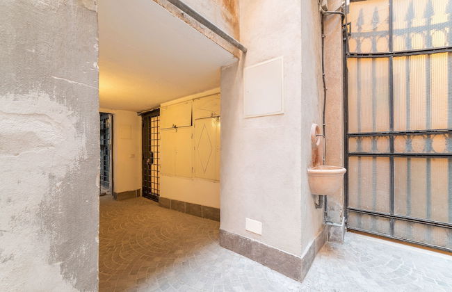 Sweet Suite near Pantheon - Photo 25