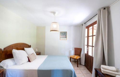 Lou Tapata - Photo 17