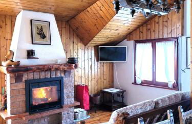 Peace and Lake Mountain Lake Iseo Hospitality - Photo 1