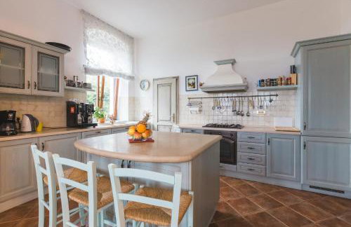 Palazzo Angelica Hilltop Luxury Villa with Pool, Spa & Views - Foto 29