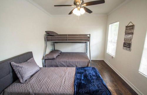 Cozy Remodeled 2br/2ba Near Downtown Sleeps 8 - Foto 22