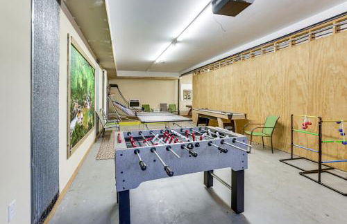 Family Cabin with Private Hot Tub and Views in Boone! - Foto 33