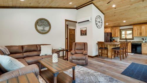 half Mi to Lake Arbutus Cabin with ATV Trail Access - Foto 5