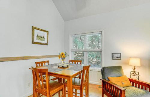 Cabin with Deck and Screened-In Porch in New Market! - Foto 8