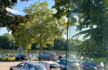 Modernes Wasserfront Wohnung, Terrasse, Parkplatz - Foto 37