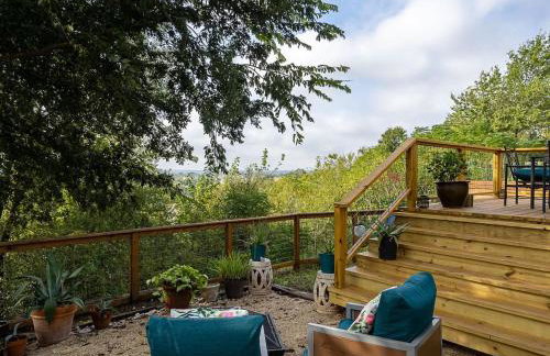 East ATX 3BR 2BA, Patio and Fire Pit Mins to Downtown by Austin Vacay - Foto 24