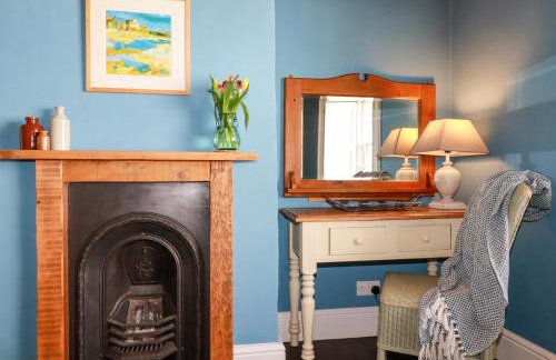 Carew House Cottage - Photo 19