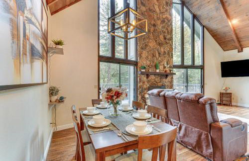 Private Cabin with Forest Views and Grill in Lakehead! - Foto 3