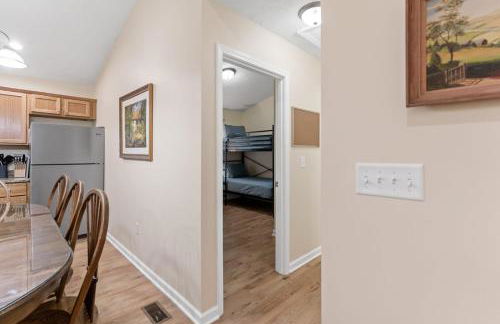 Picture Perfect Dual Home on the Lake - Foto 48