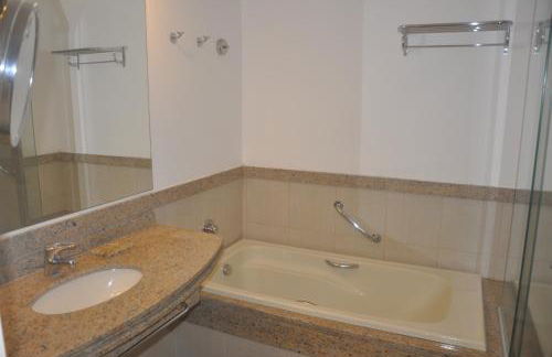 Flat em Resort com vista para o Mar! - Foto 32