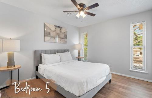 Spacious 8BR Modern Retreat Pool Table RV - Foto 38