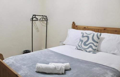 4 bedroom home with games room - sleeps 8 Perfect for families, groups and contractors - Foto 16