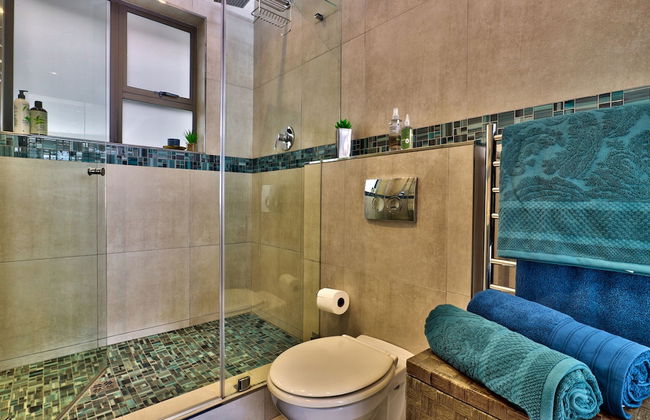 Bay Point Apartment on Beach Road - Photo 20