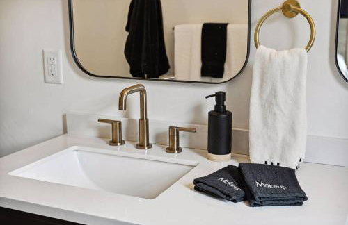 Luxury Cowdry Cottage Lake Home - Foto 24