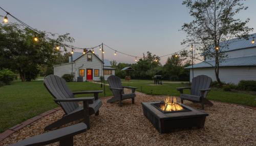 The Bulldog Farmhouse - 100 year old home - Foto 3, Other