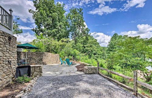 Couples Retreat with Lake and Mtn Views, Fire Pit - Foto 24