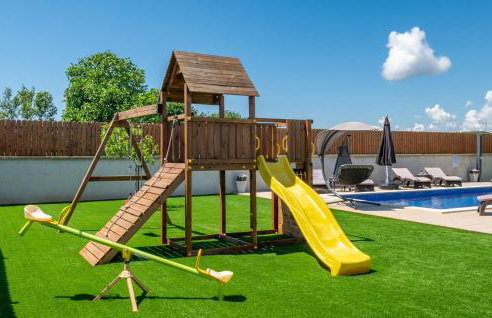 Awesome Home In Radeki Polje With Sauna - Foto 20