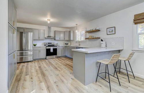 Large Pet-Friendly Sleeps 10 Near Palmer Park - Foto 34