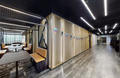 For Students Only Canvas Manchester - Foto 49