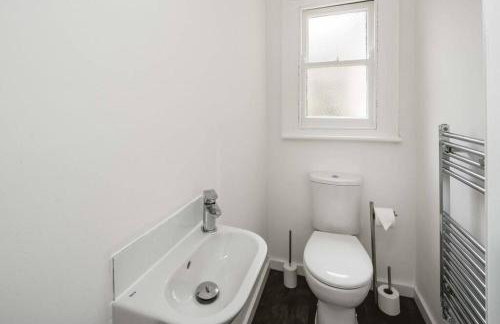 Elegant 5 bed house with parking- Photo ID Required - Foto 27