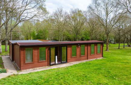 Countryside Cabin on 5 Acres Countryside with Outdoor Firepit, Cinema and converted Stables - Foto 38