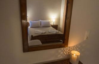 Nikolatos Apartments - Photo 2