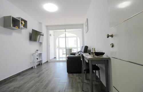 Costa Blanca Bungalow Lago jardin frente piscina 4 personas #PRP001 by Stay Orihuela Costa - Foto 12