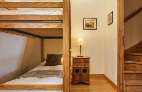 Chateau - Charming Apartment in the city Center with 3 bedrooms - By Cozee Rentals - Foto 24