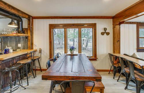 Waterfront Duluth Cabin with Deck and River View! - Foto 10