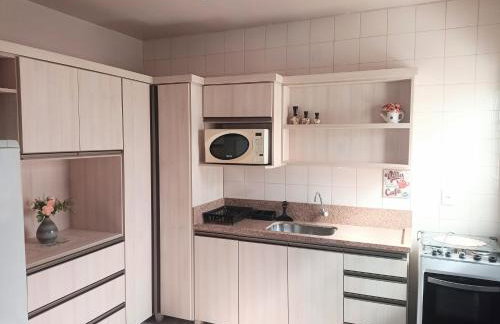 Lindo Sobrado no Centro de Imbé - 400 metros do mar - Foto 12