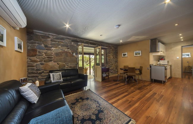 1860 Wine Country Cottages - Photo 10