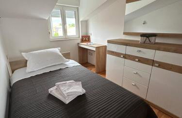 Bee House Suite - Brand New Apartment 100 m from Sea - Photo 12