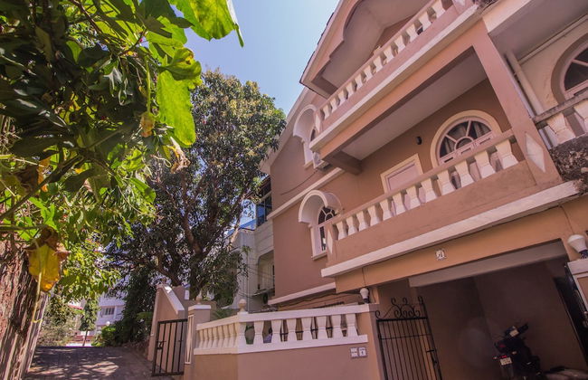 OYO 11424 Home Elegant 3BHK Villa Near Dona Paula Beach - Foto 24