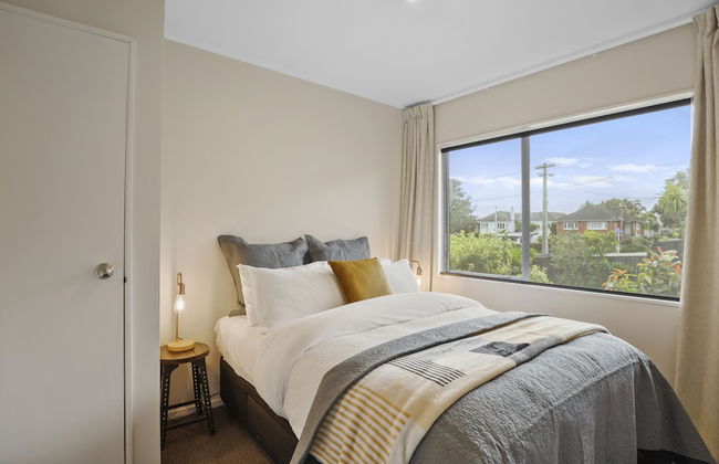 Modern Central Home - Parking & Aircon - Foto 20