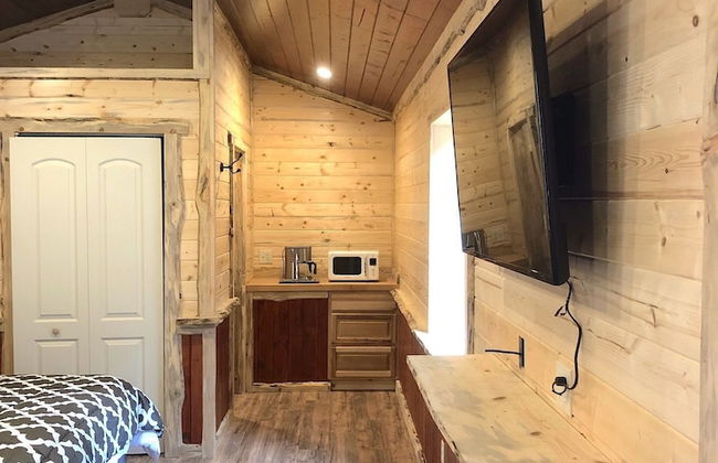 Gateway Inn - Photo 48