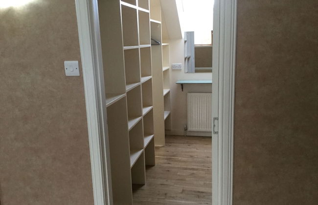 Inverness Apartments - West Heather - Photo 3