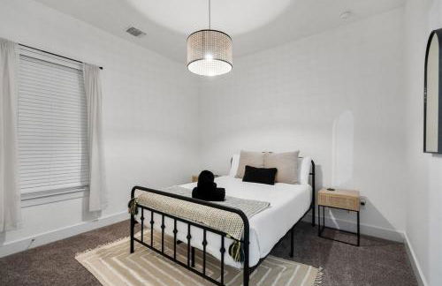 Modern and lux 4B House with Office 20 min to DT - Foto 8