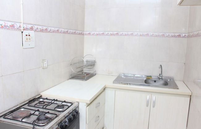 Barcelona Apartment - Photo 7